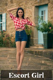 Taamraparnee, Hen nights en Pagbilao Calabarzon
